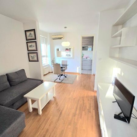 Apartman Dream Belvil Apartment Beograd Ngoại thất bức ảnh